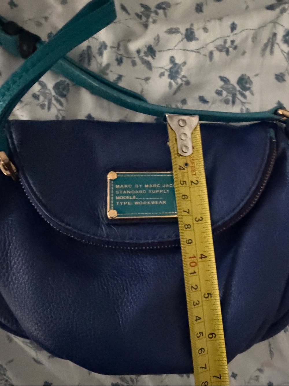 Marc Jacobs Two-Tone Blue Leather Crossbody with Teal Trim - Picture 6 of 7